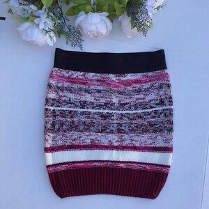 Triple Hearts Girls Knit Pink, White and Black Skirt Size Large